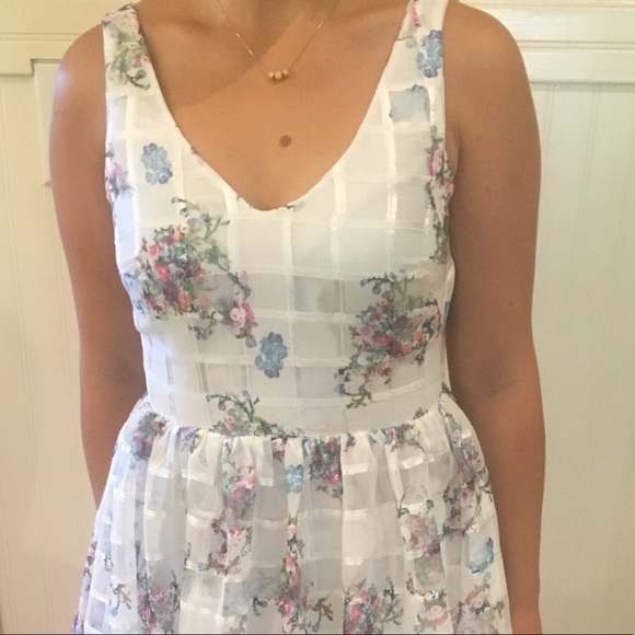 NWT ANTHROPOLOGIE PEONY GARDEN ORGANZA DRESS - Picture 2 of 8
