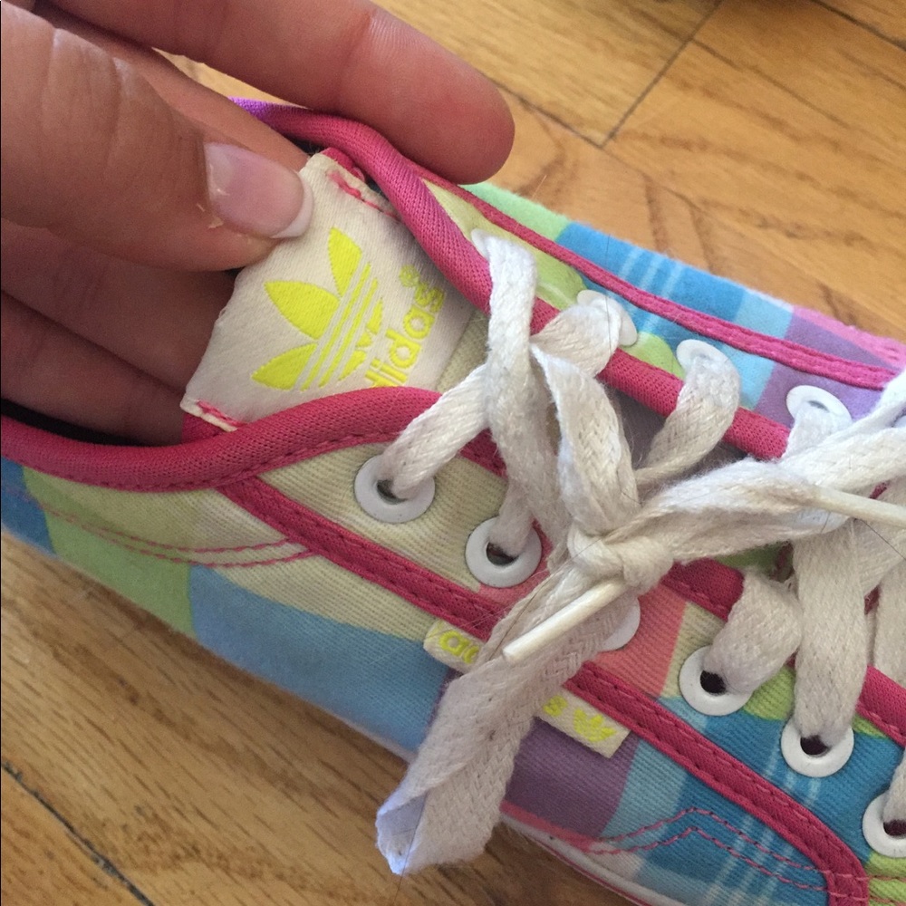 SOLD - Pastel Adidas Sneakers - Picture 4 of 4