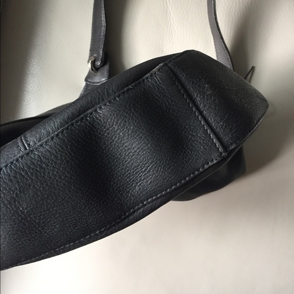 🍁 Rolf's Black Leather Purse - Picture 6 of 8