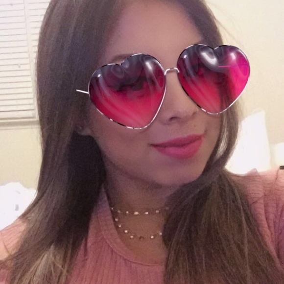 Meet your Posher, Ruth - Picture 1 of 1