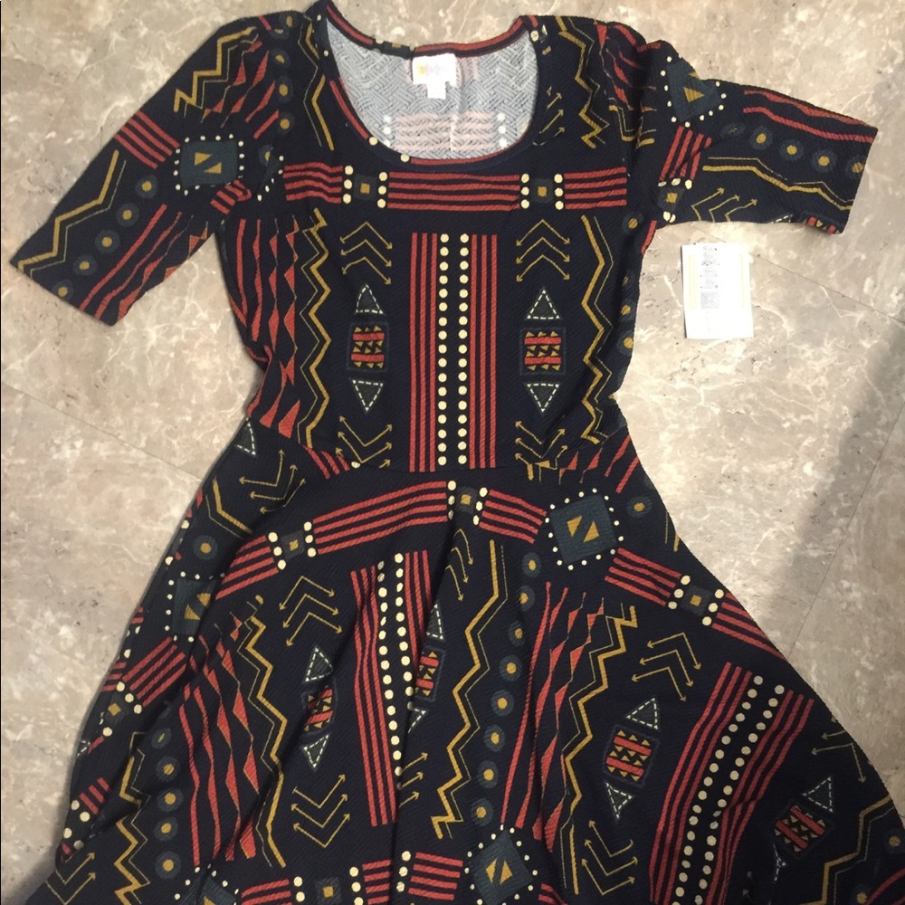 Medium Lularoe Nicole Dress