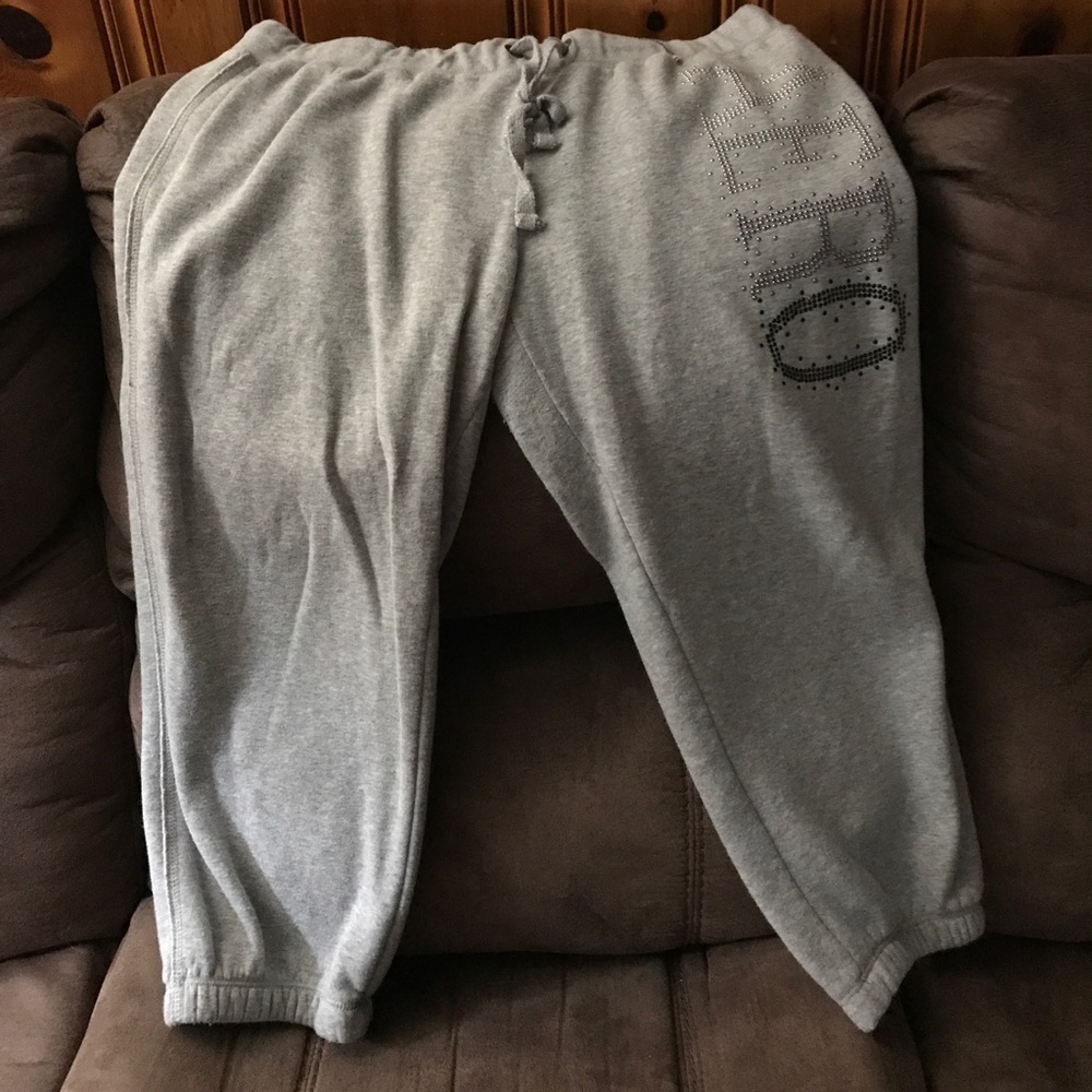 Aeropostale capris jogging pants