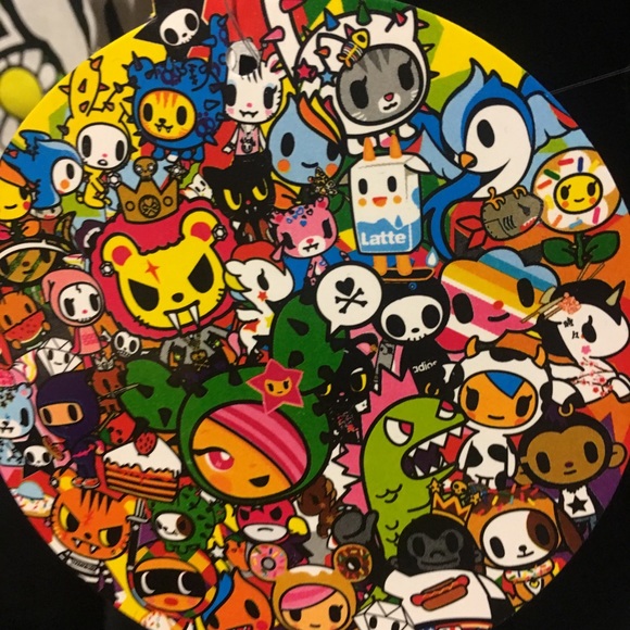 Tokidoki Daisy Dukes Unicorn Tshirt L Graphic Tee - Picture 7 of 7