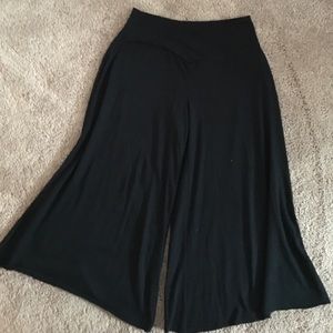 Black xhilaration gauchos