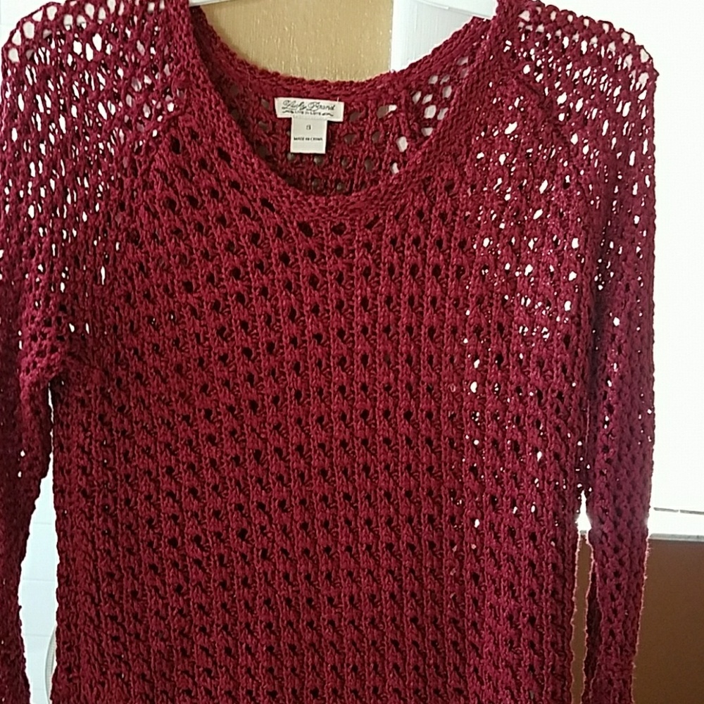 Beautiful sweater! - Picture 4 of 4