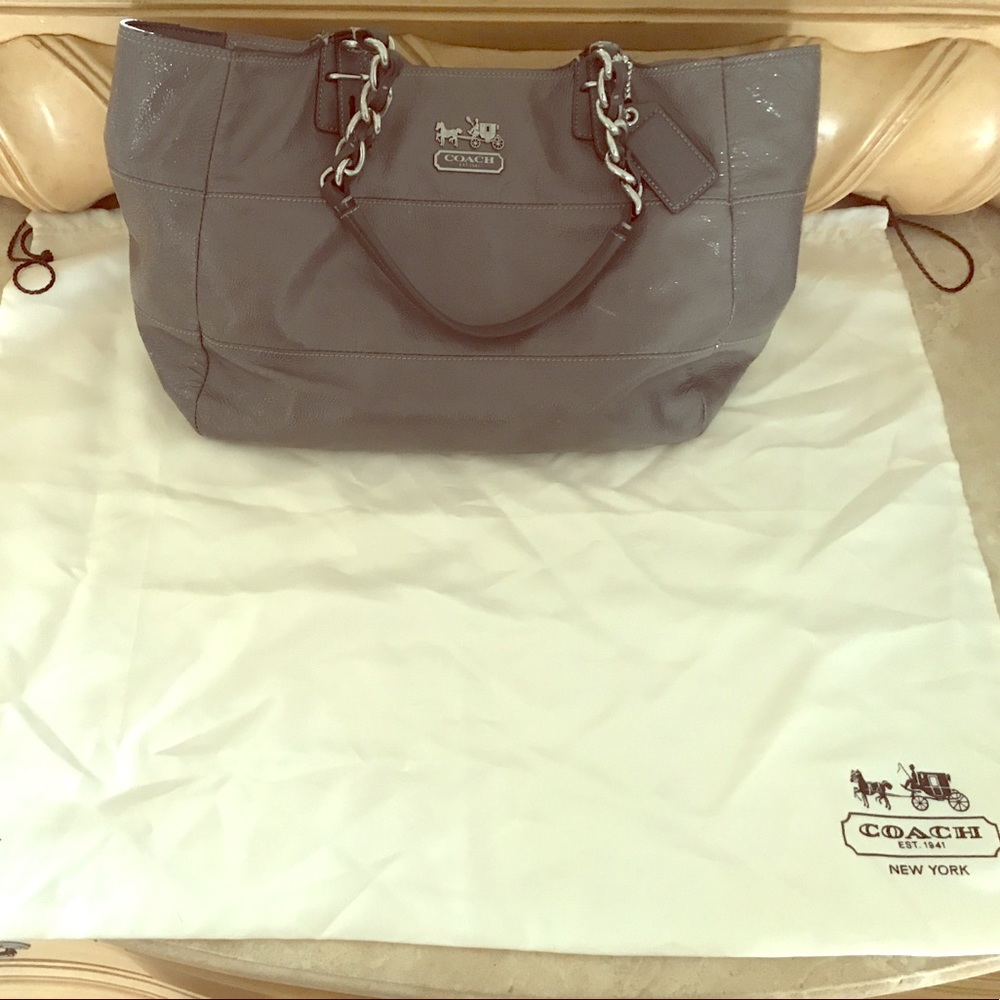 Today only $75 Coach Authentic pursepatent leather - Picture 8 of 8