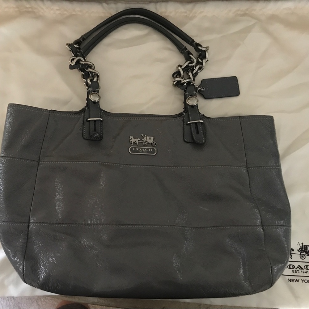 Today only $75 Coach Authentic pursepatent leather - Picture 2 of 8