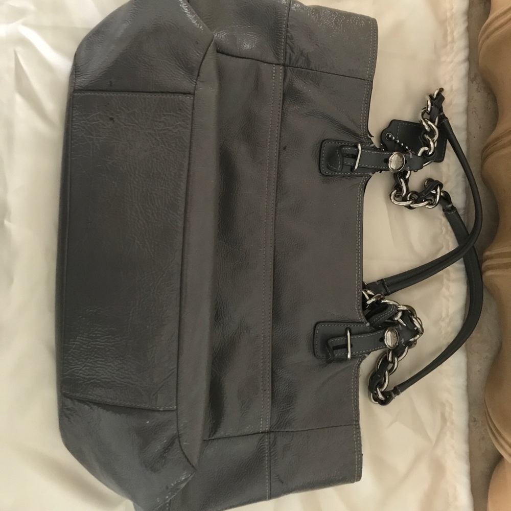 Today only $75 Coach Authentic pursepatent leather - Picture 3 of 8