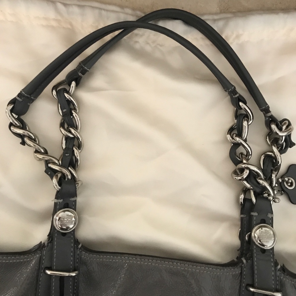 Today only $75 Coach Authentic pursepatent leather - Picture 7 of 8
