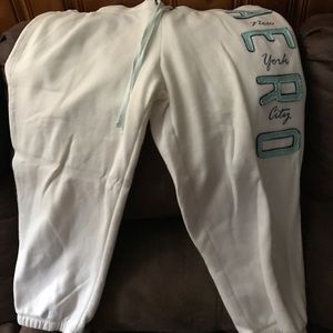 Aeropostale capris jogging pants