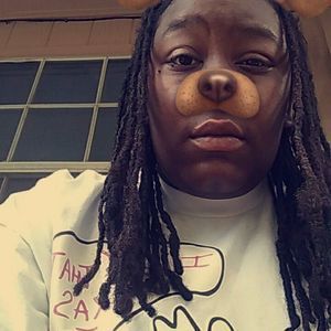 Meet your Posher, Crystal