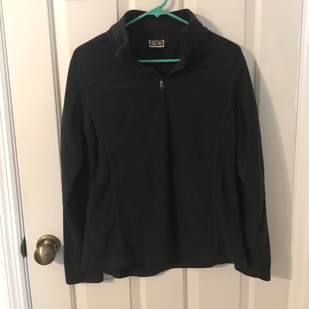 Black pullover