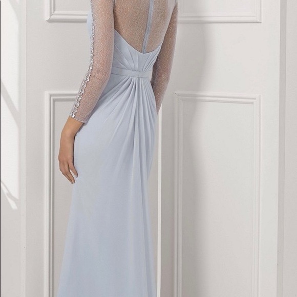 Mori Lee VM collection Illusion Scoop Neck - Picture 2 of 7