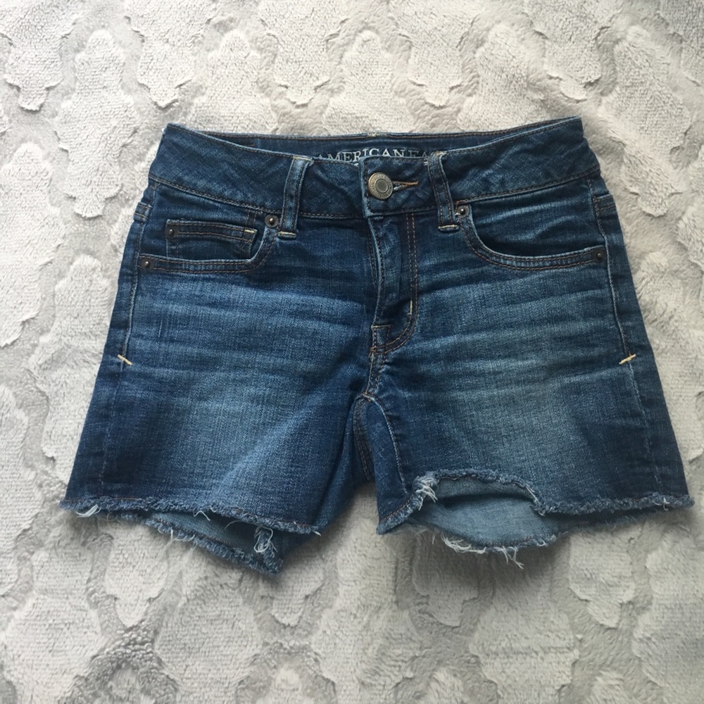 american eagle size 00 jean shorts.