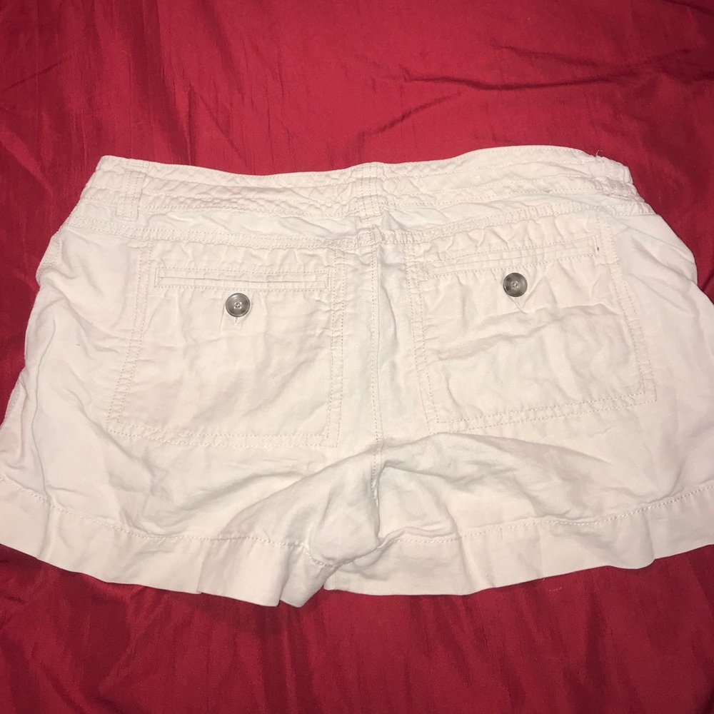 Shorts - Picture 3 of 3