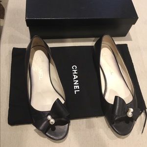 Chanel flats/sandals