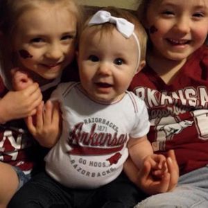 Meet your Posher, Dee dee