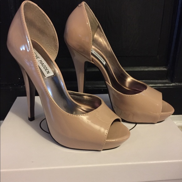Steve Madden nude pumps - Picture 1 of 4