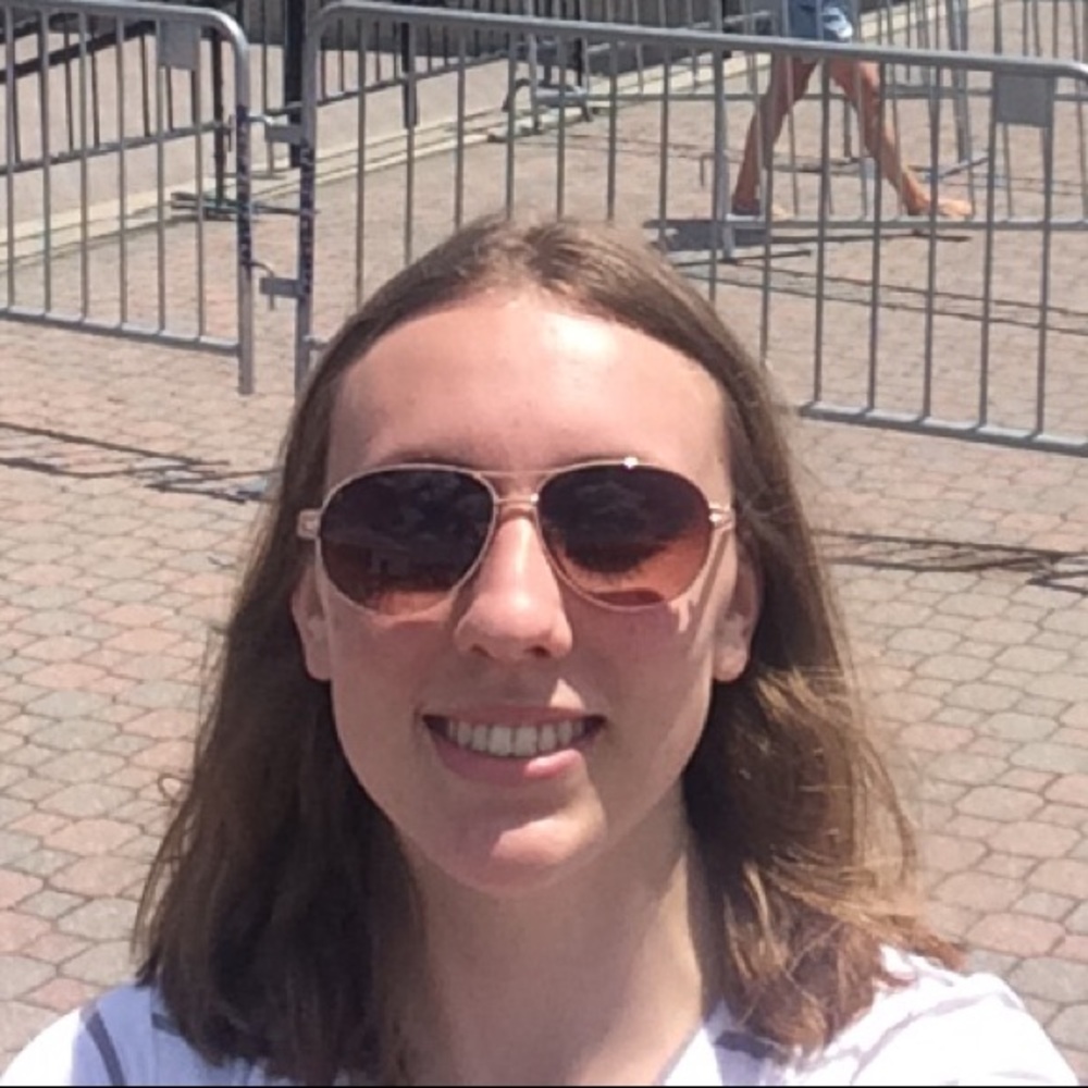 Meet your Posher, Jessica