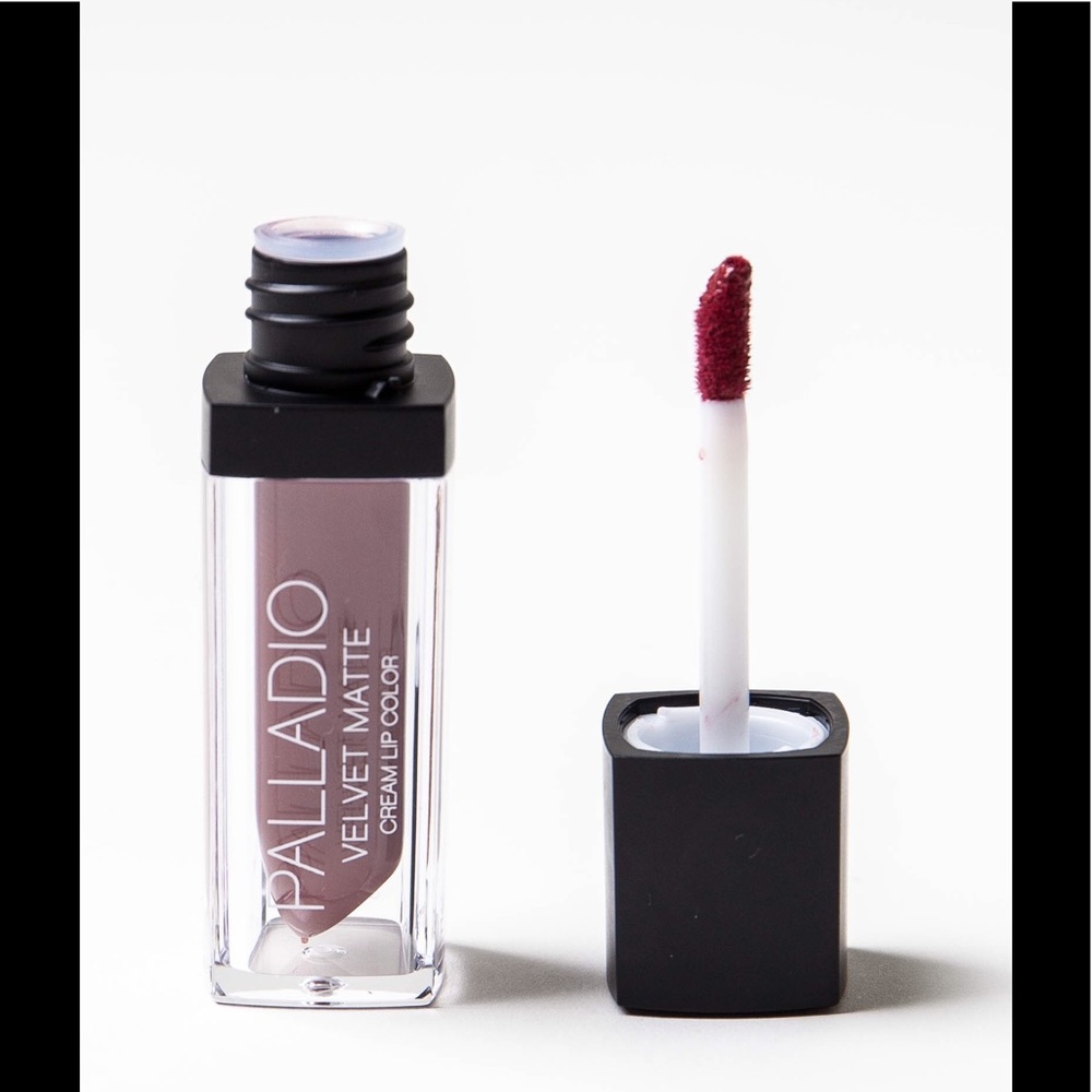 Velvet Matte Liquid Lipstick- Pinot Noir