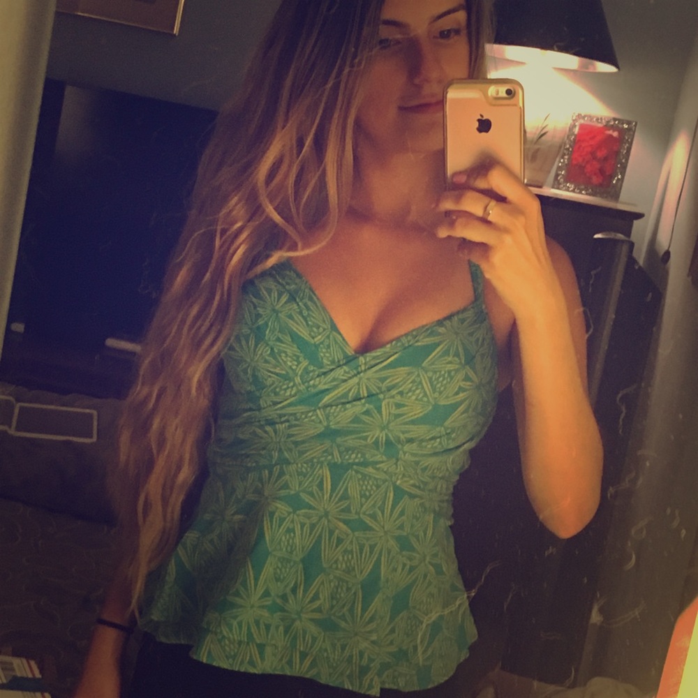Skirt top