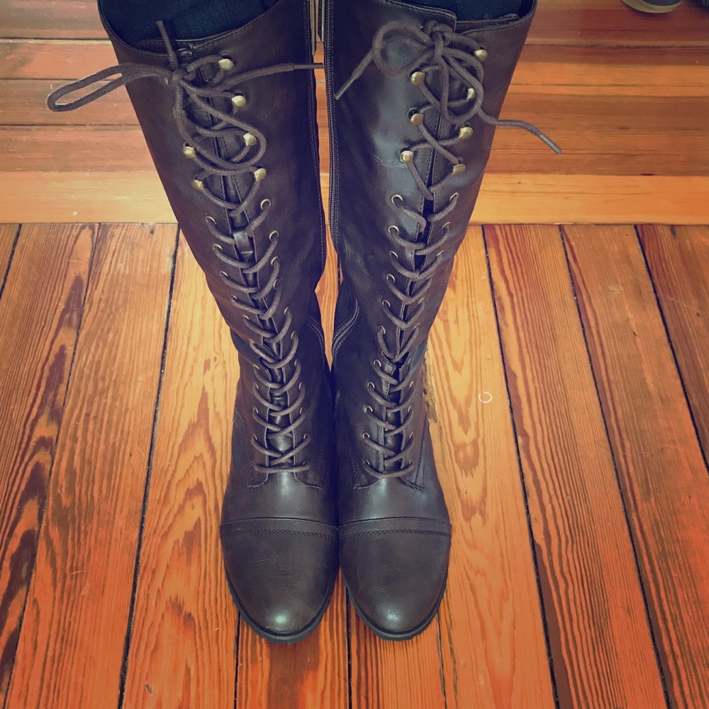 Brown Lace up riding boots