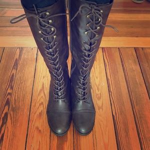 Brown Lace up riding boots