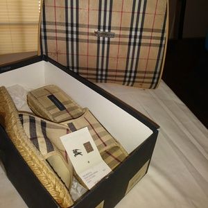 Women's Burberry Bundle With Shoes Size 40