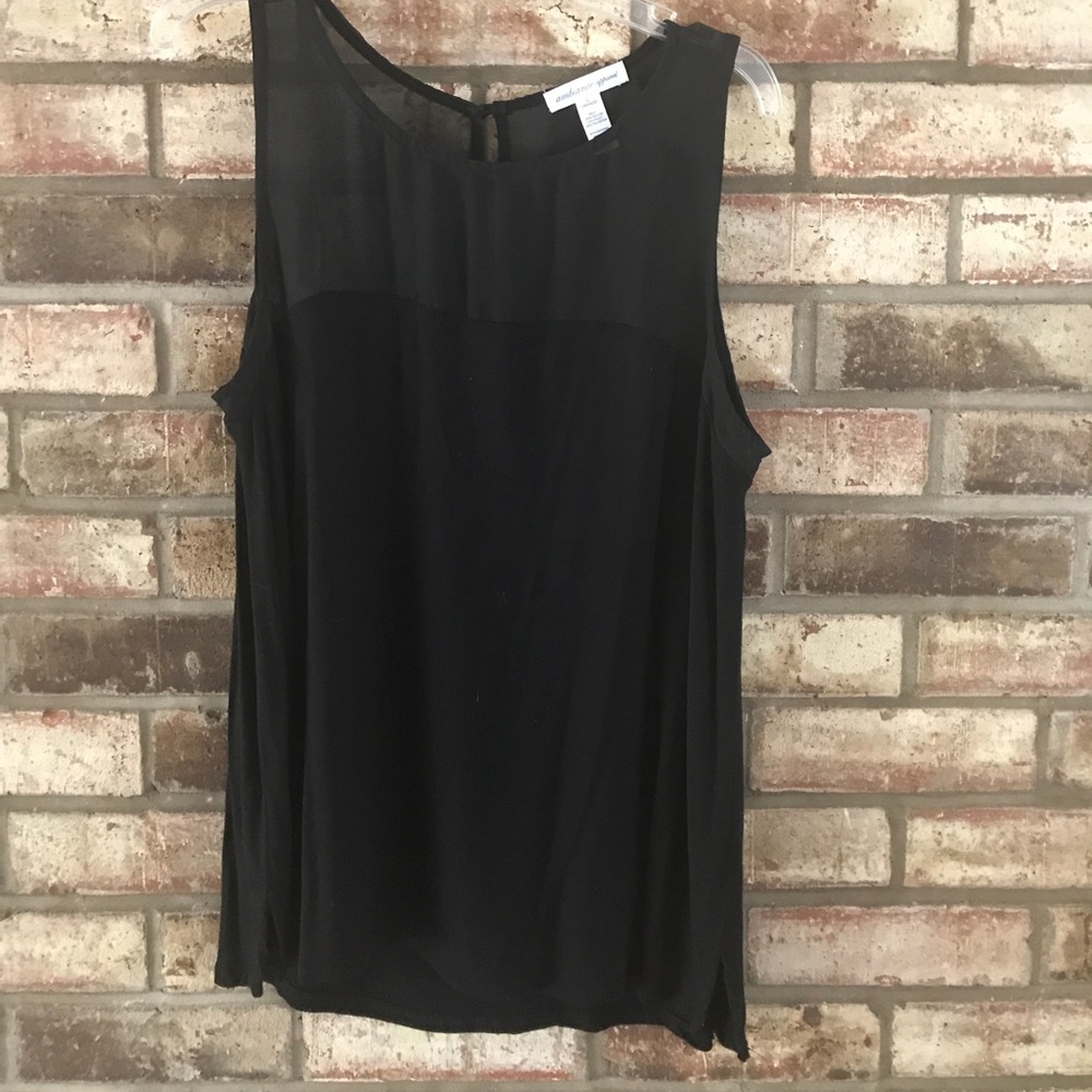 Mesh flow soft material top
