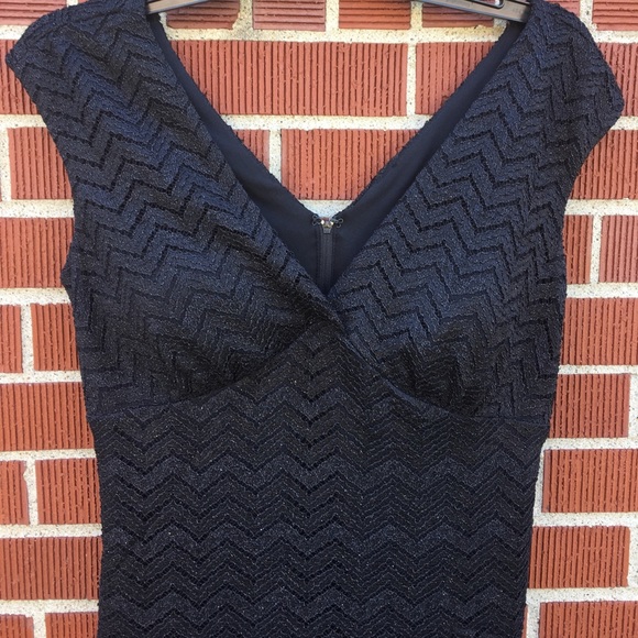 Woman's Marina Black Lace Dress - Picture 2 of 6