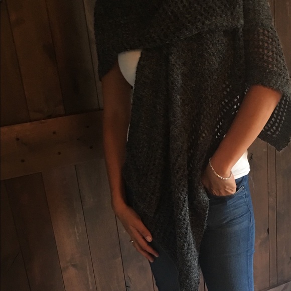 WILA Soft Knit Poncho Wrap Sweater - Picture 6 of 7