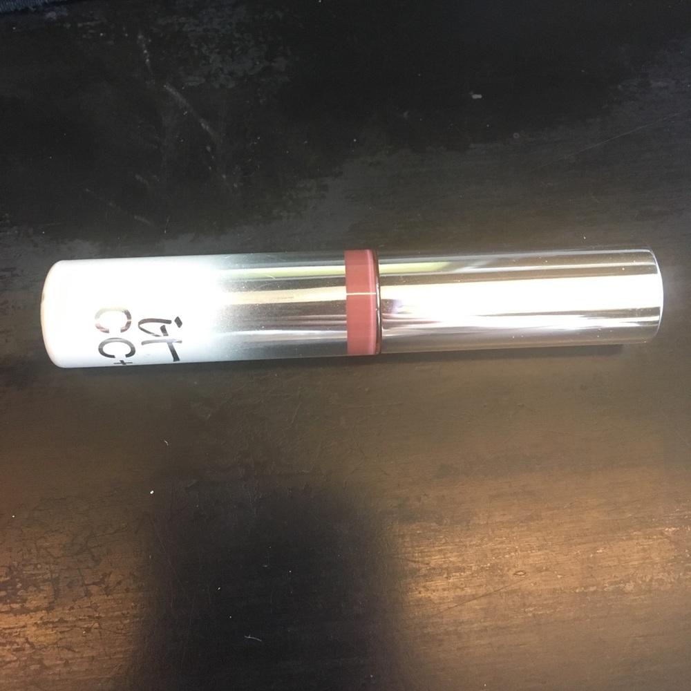 It cosmetics creme lip gloss