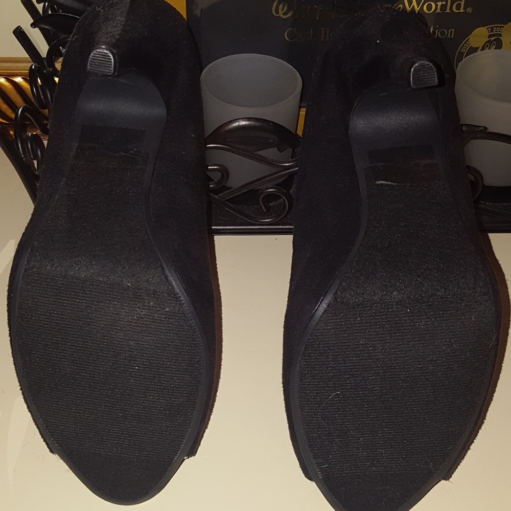 Open toe heels - Picture 2 of 3