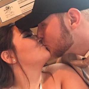 Meet your Posher, Dustin