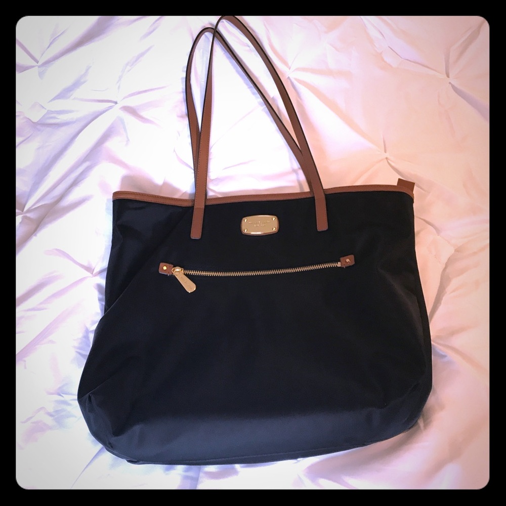 💯 Authentic Michael Kors Large Kempton Nylon Tote