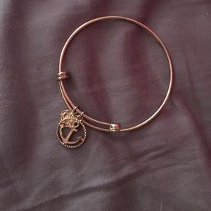 NEVER WORN!!!! Gold Alex and Ani like bracelet