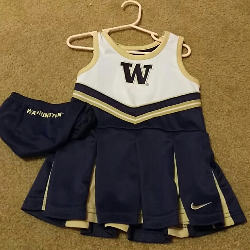 University of Washington cheerleading outfit