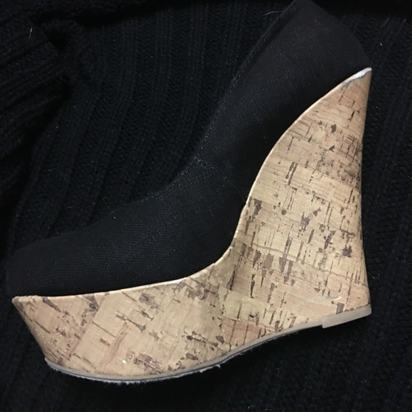 Black Wedges - Picture 3 of 4