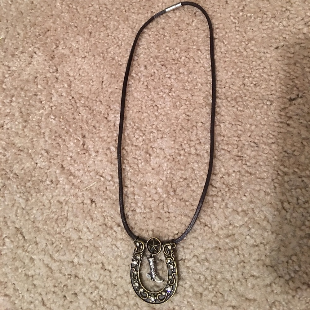 Western necklace