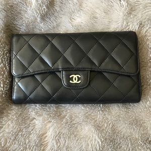 AUTHENTIC CHANEL Quilted Lambskin Flap Wallet.