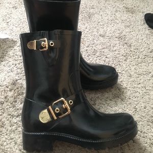 Vince Camuto boots