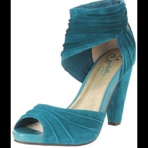 Seychelles Turquoise/Teal Suede Heels