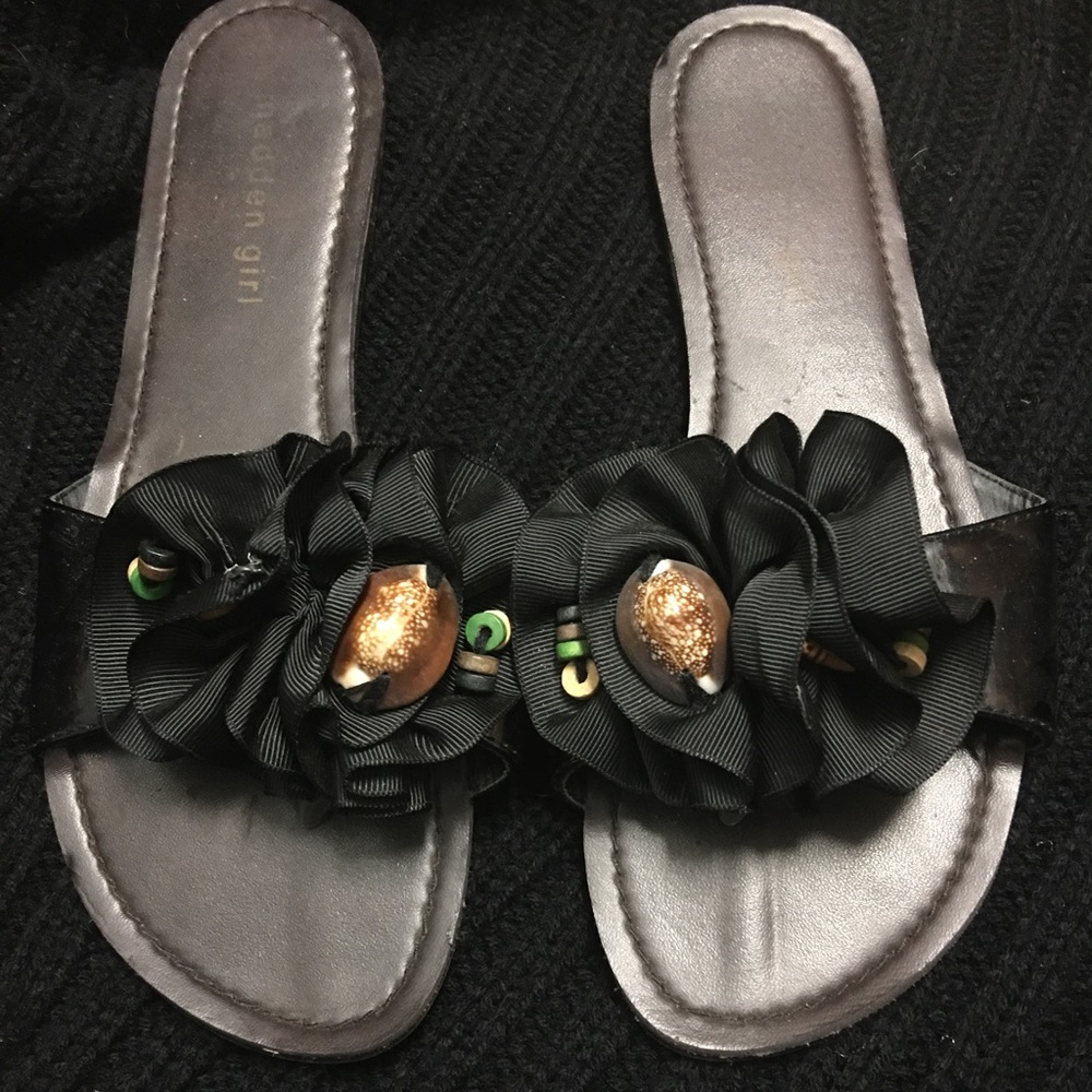 Madden Girl Flip Flops