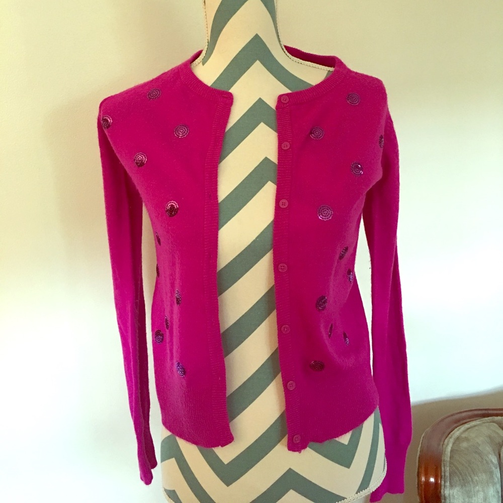 Beautiful purplish pink appliqué cardigan sweater.