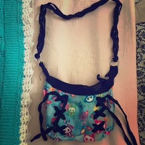 Skelanimals hand bag