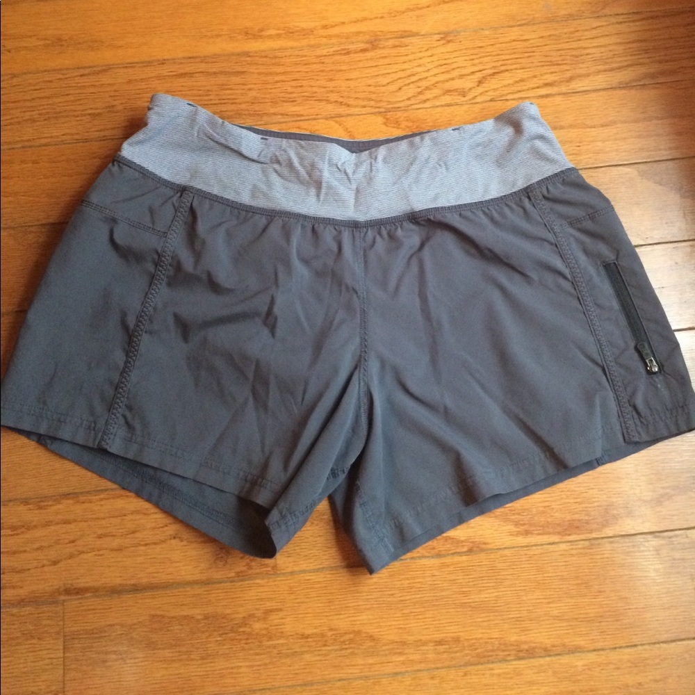 Lululemon short
