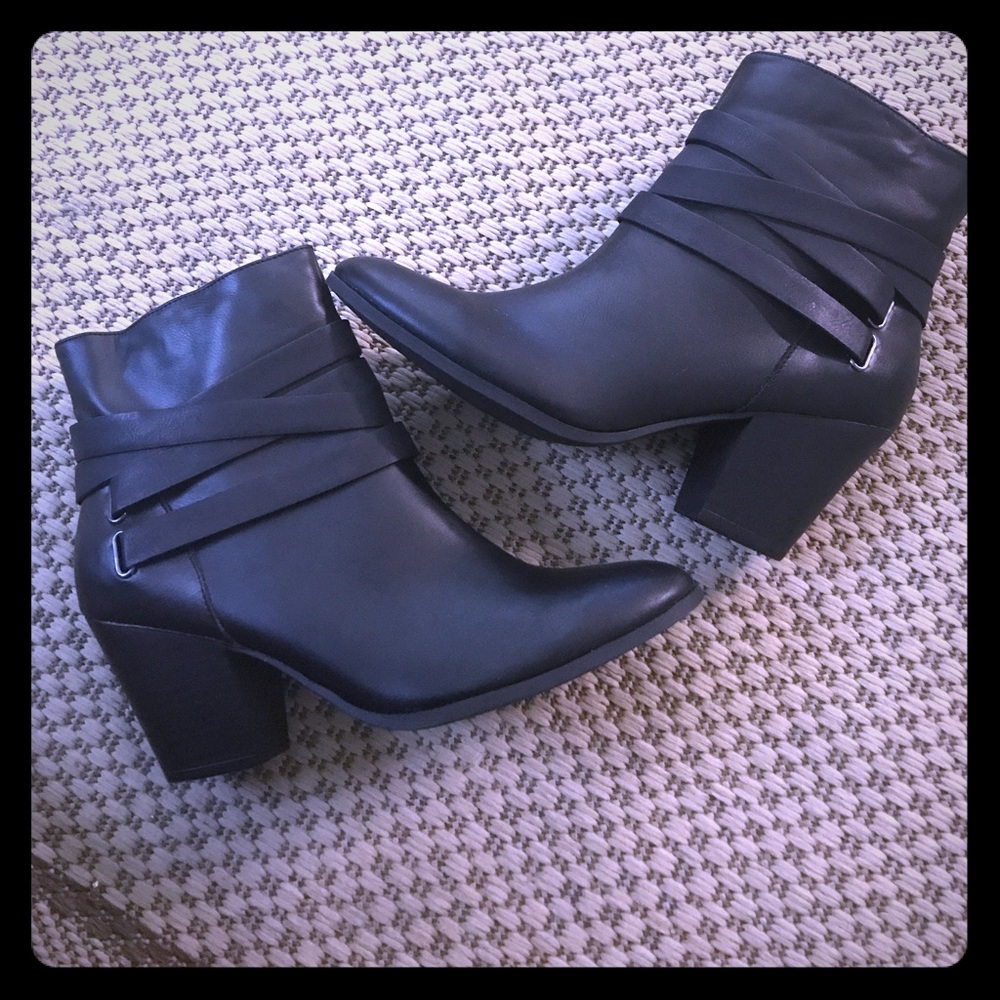 A.N.A. ankle boots size 11M