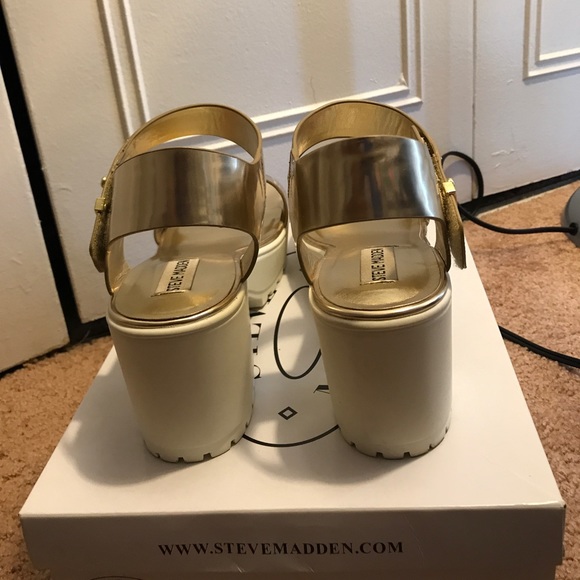 Shoes - Picture 5 of 5