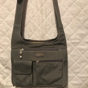 Baggalini crossbody - gray with yellow lining