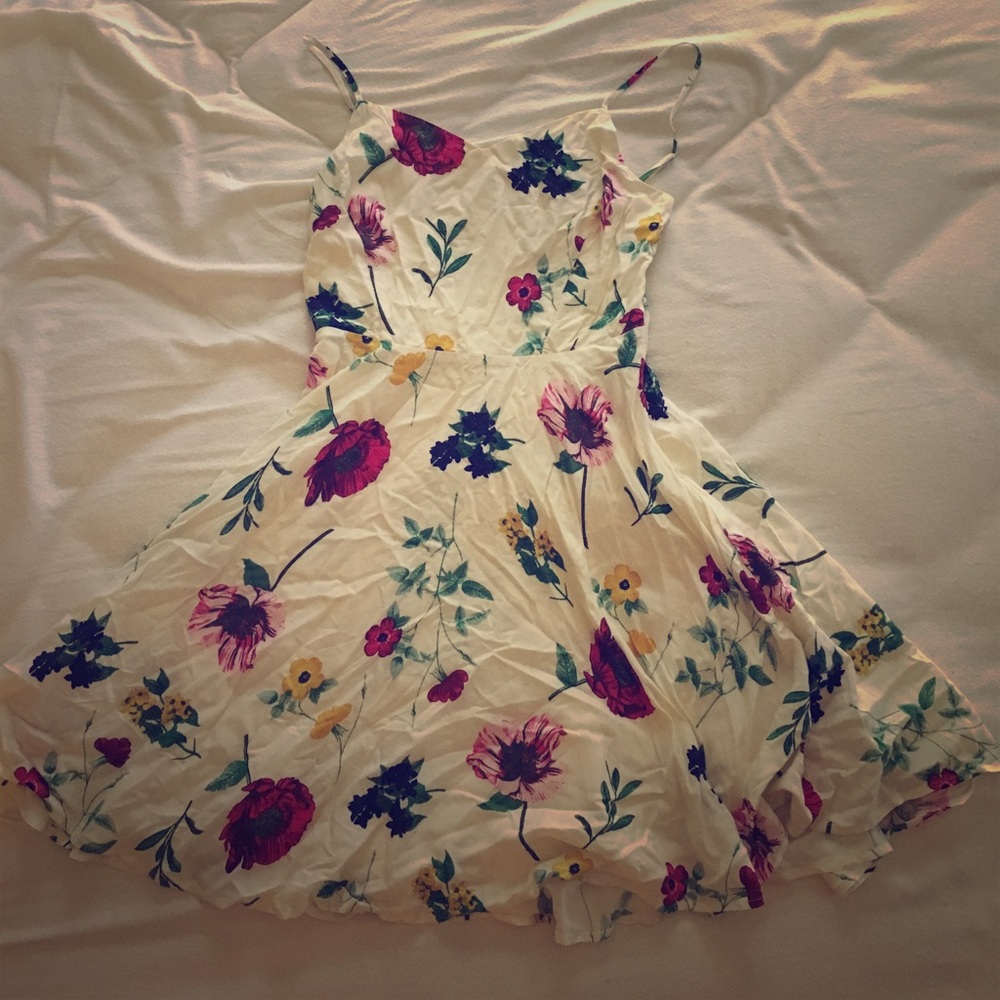 Old navy floral print dress NWT